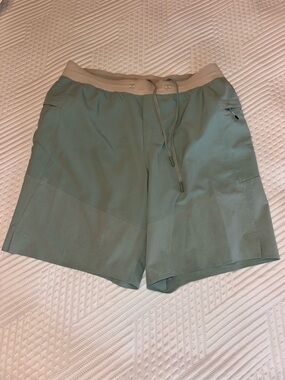 lululemon athletica Men's Sage Green Athletic Drawstring Shorts